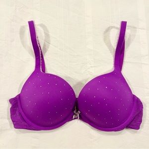 Victoria’s Secret Body by Victoria Push-up Bra Size 34D